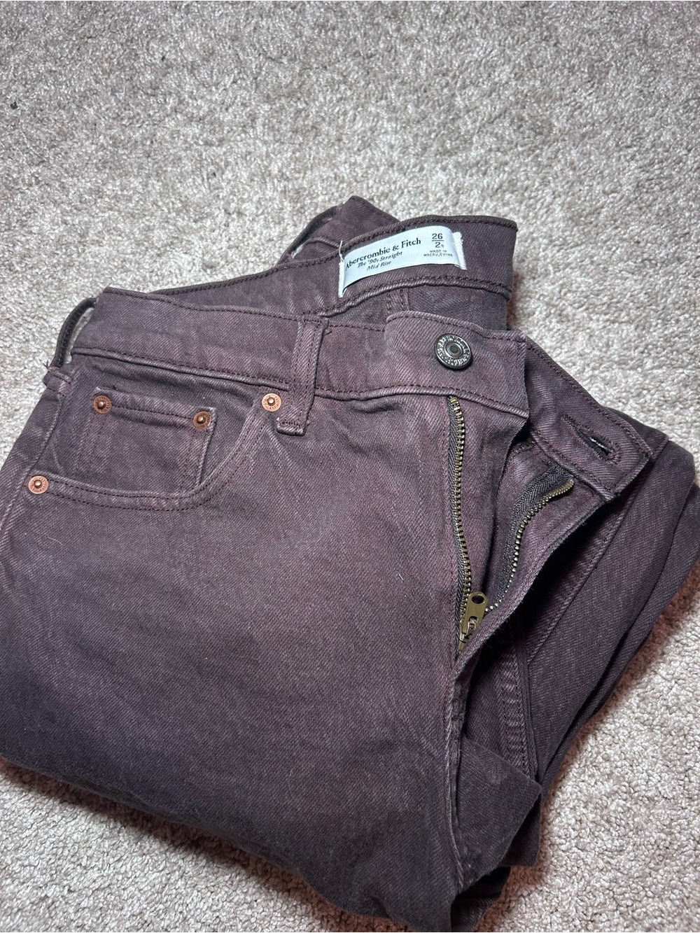 Abercrombie & Fitch 90’s straight jeans in brown